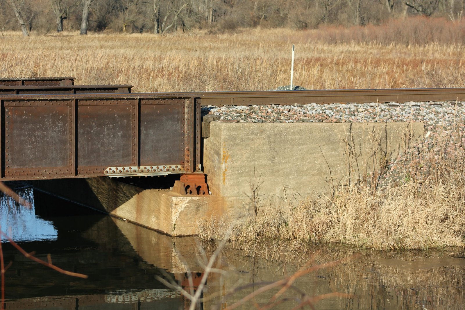 East abutment